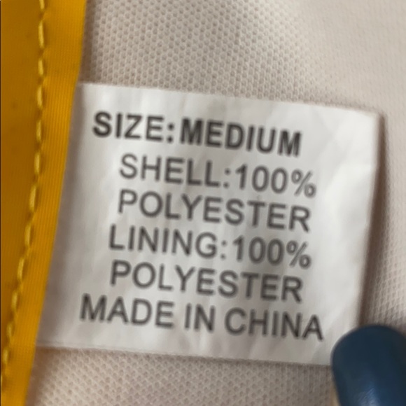 Yellow dog rain jacket - Picture 6 of 6